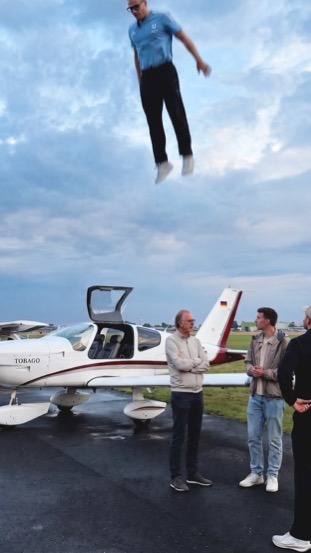 Aviation Summit Flugfeld Action